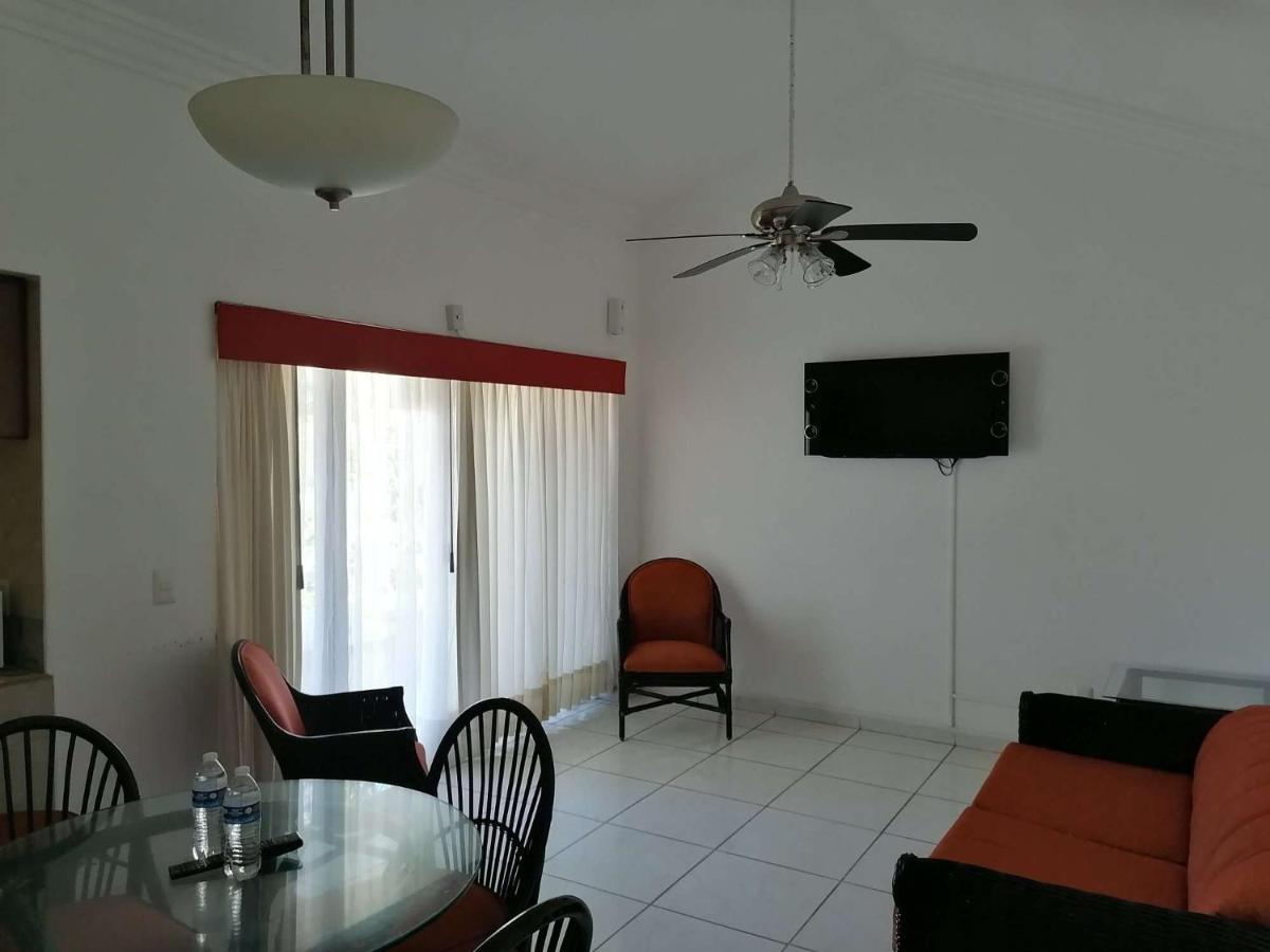 Villas Del Palmar Manzanillo With Beach Club Екстер'єр фото